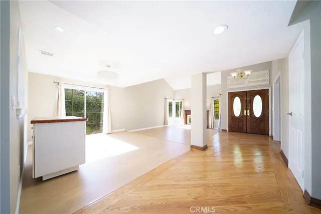 $5,500 | 11944 Nugent Drive, Granada Hills, CA 91344