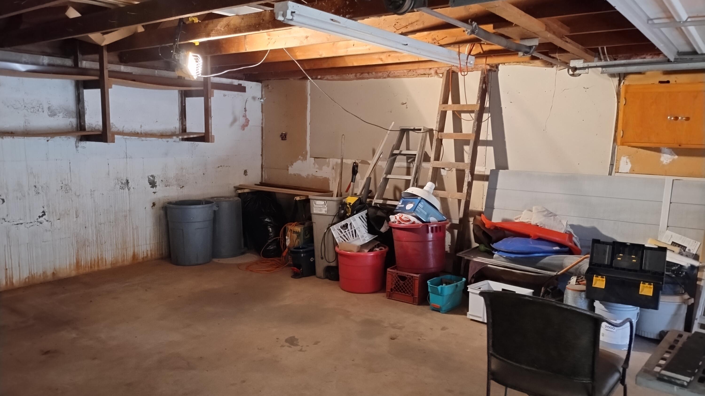 594 Loop Drive Springville, CA 93265 - Photo 60 of 68 58-Garage right