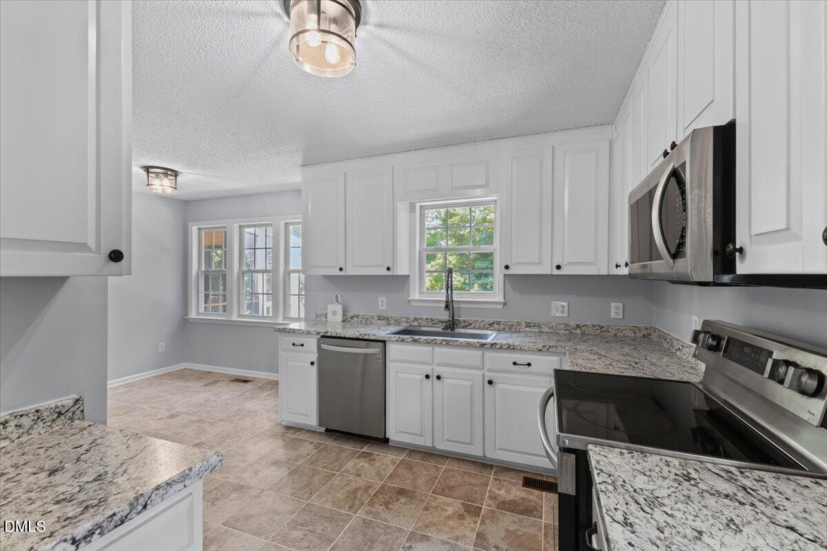 3124 Eric Street Willow Spring, NC 27592 - Photo 12 of 40 20-3124 Eric St