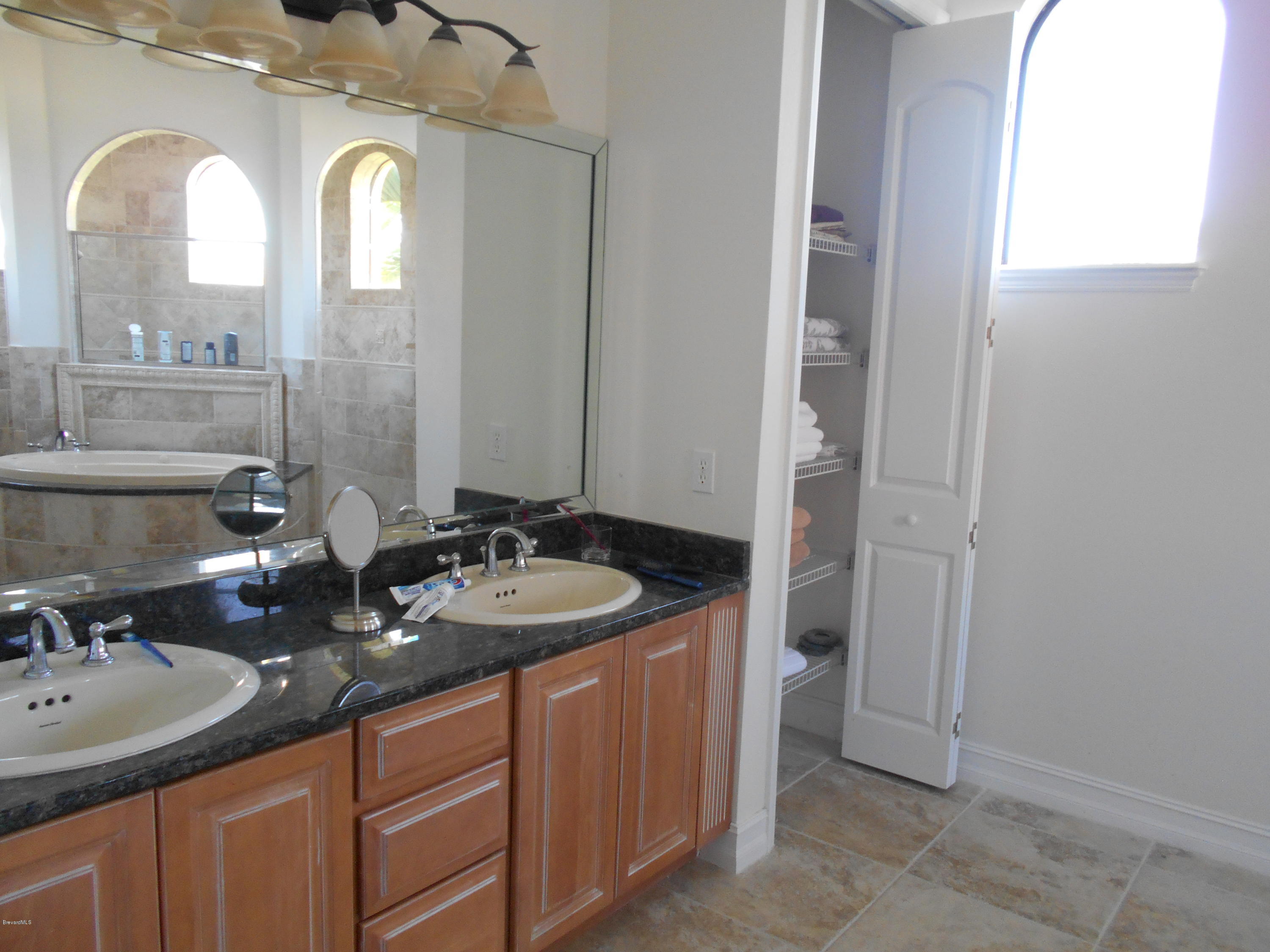 324 Rio Villa Boulevard Melbourne, FL 32903 - Photo 14 of 29 Master Bath
