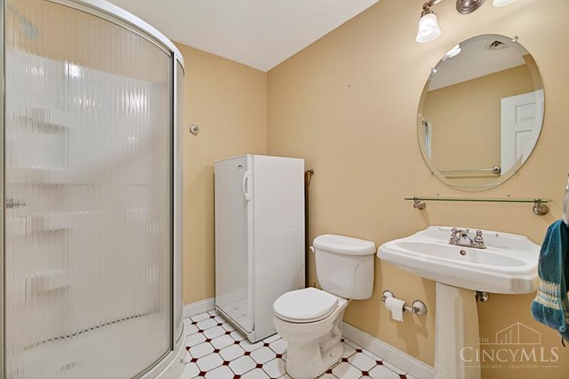9967 Humphrey Road Cincinnati, OH 45242 - Photo 61 of 81