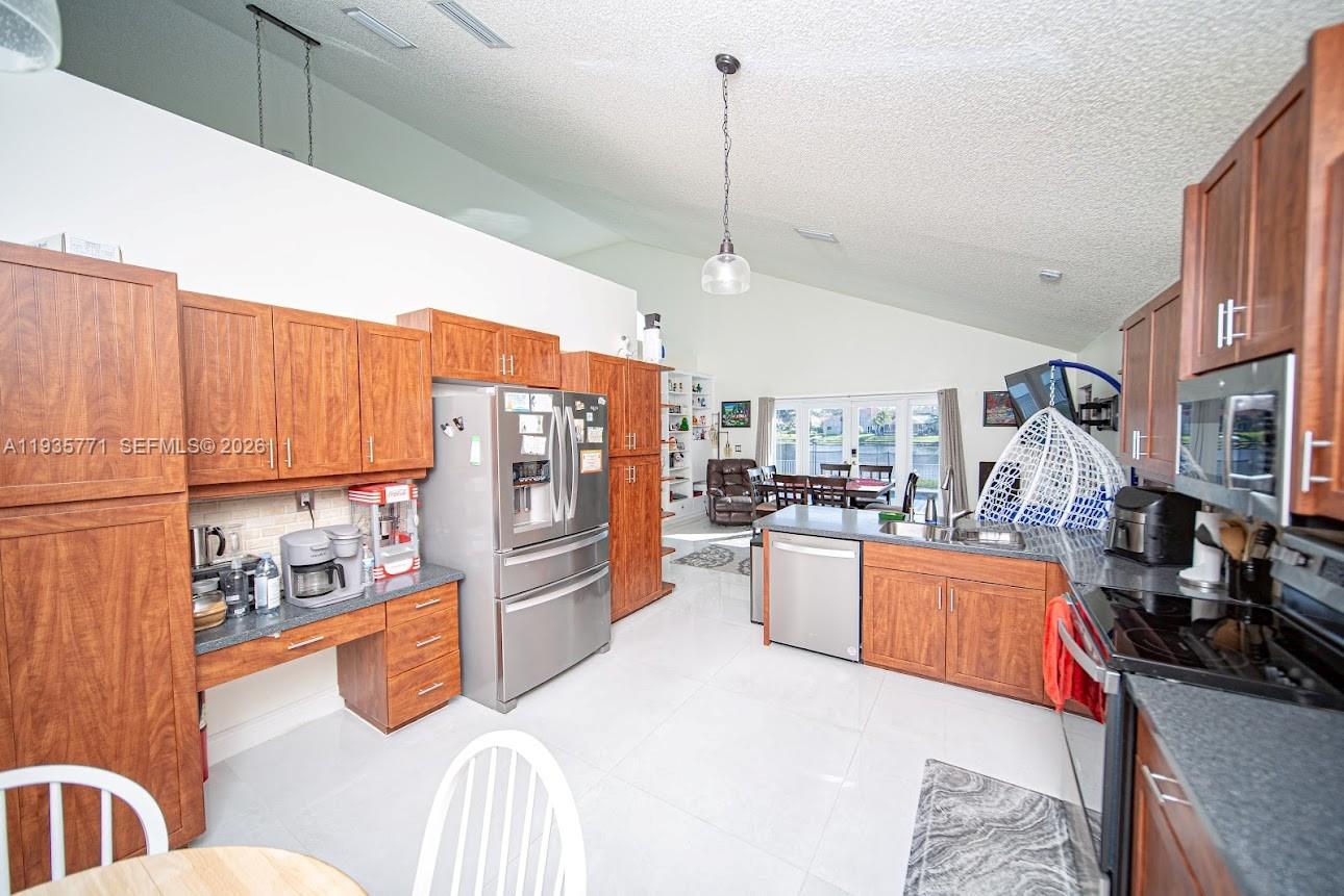 13020 Southwest 17th Court Miramar, FL 33027 - Photo 11 of 86