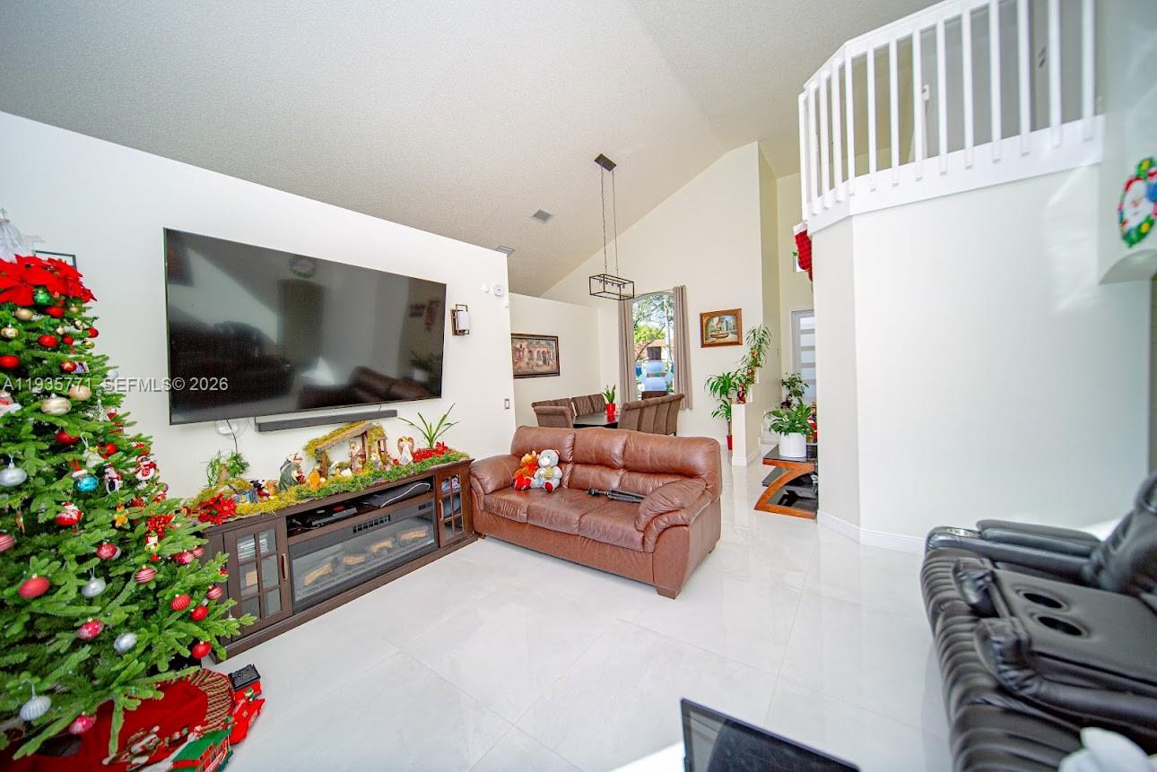 13020 Southwest 17th Court Miramar, FL 33027 - Photo 15 of 86