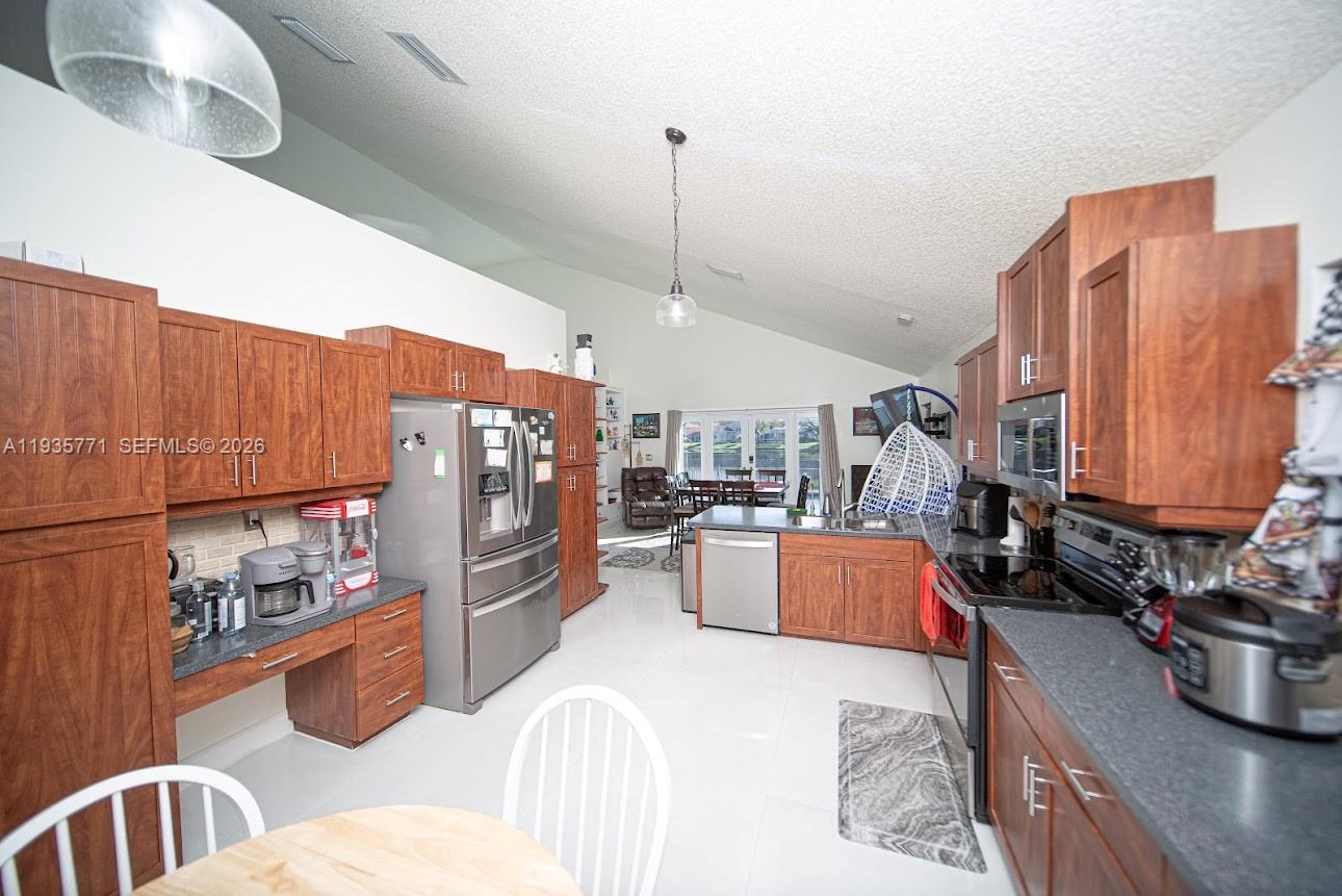 13020 Southwest 17th Court Miramar, FL 33027 - Photo 23 of 86