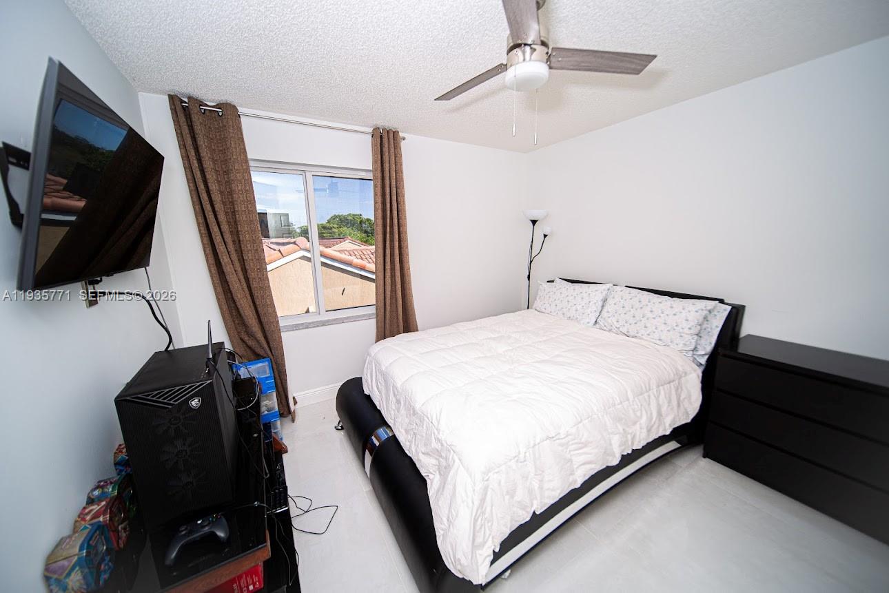 13020 Southwest 17th Court Miramar, FL 33027 - Photo 30 of 86