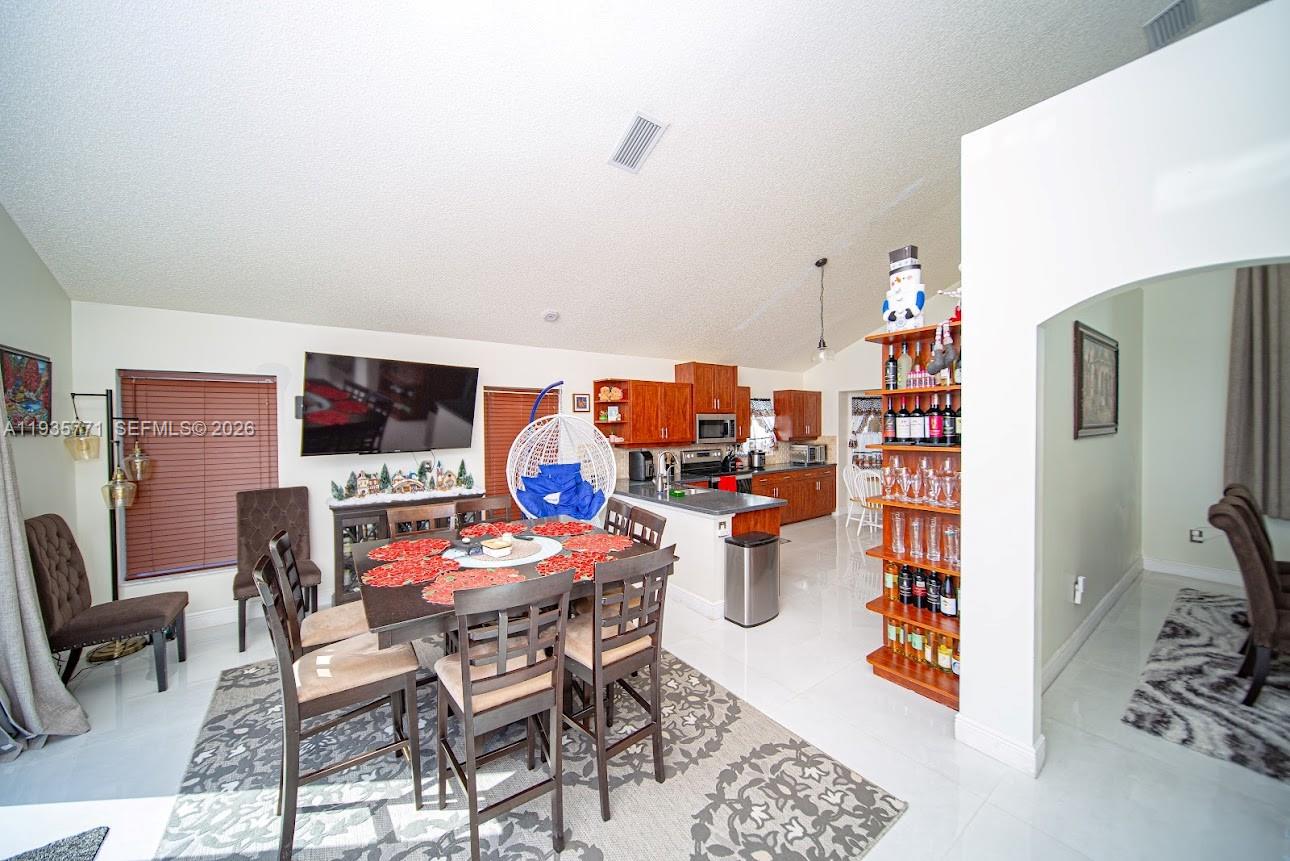 13020 Southwest 17th Court Miramar, FL 33027 - Photo 6 of 86