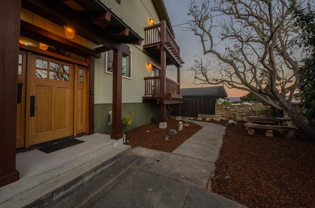 936 Wainwright Street Monterey, CA 93940 - Photo 5 of 37