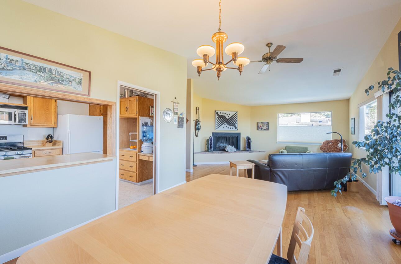 936 Wainwright Street Monterey, CA 93940 - Photo 9 of 37