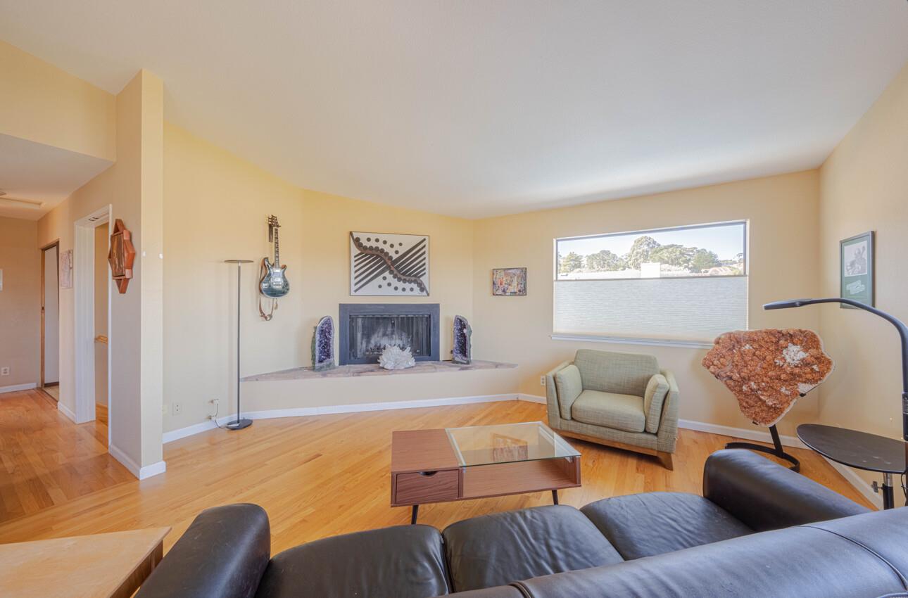 936 Wainwright Street Monterey, CA 93940 - Photo 10 of 37