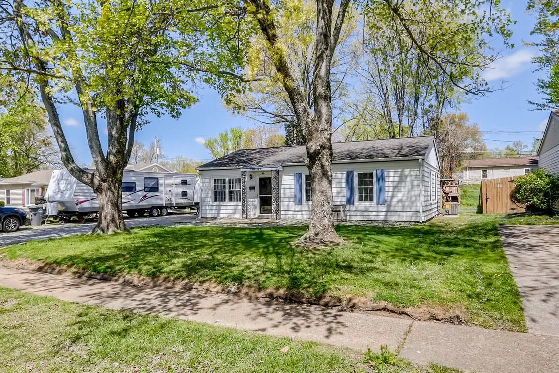 301 Lexington Road Evansville, IN 47710 - Photo 1 of 18 Gallery Image 1