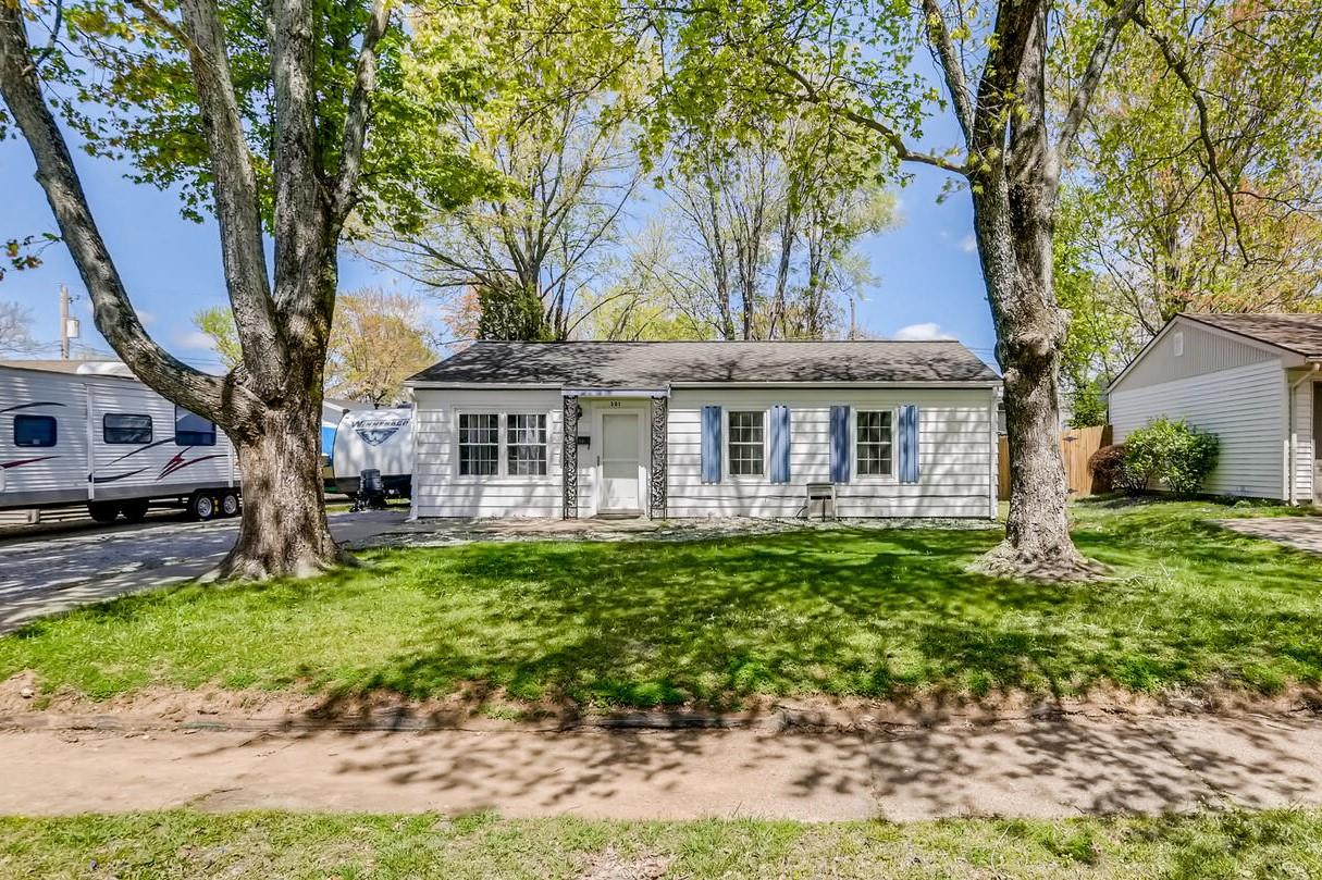301 Lexington Road Evansville, IN 47710 - Photo 2 of 18 Gallery Image 2