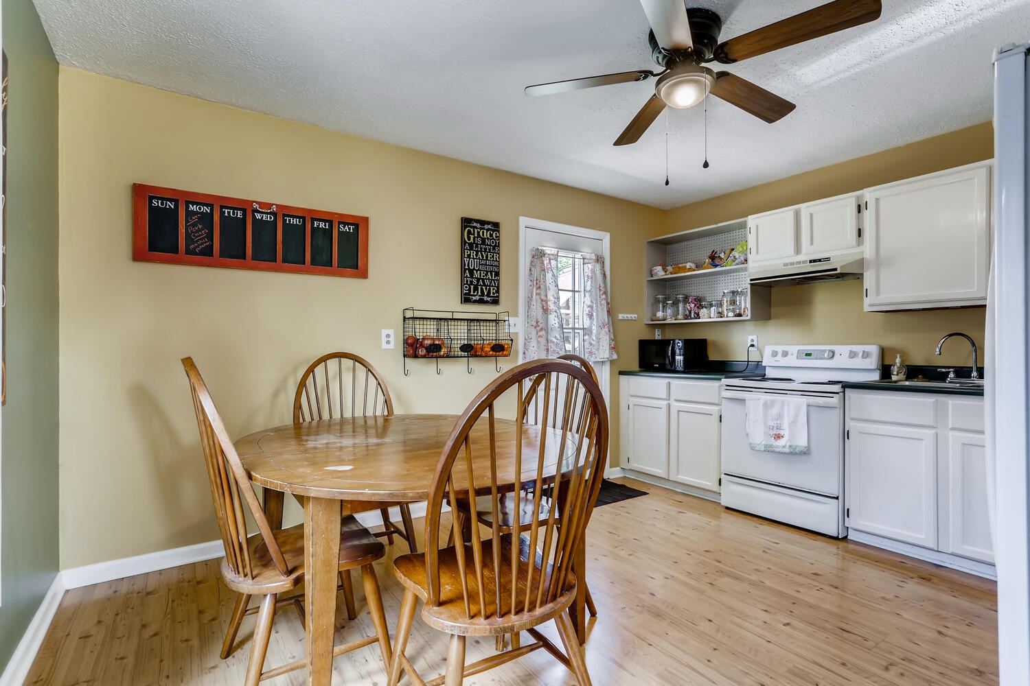 301 Lexington Road Evansville, IN 47710 - Photo 8 of 18 Gallery Image 8