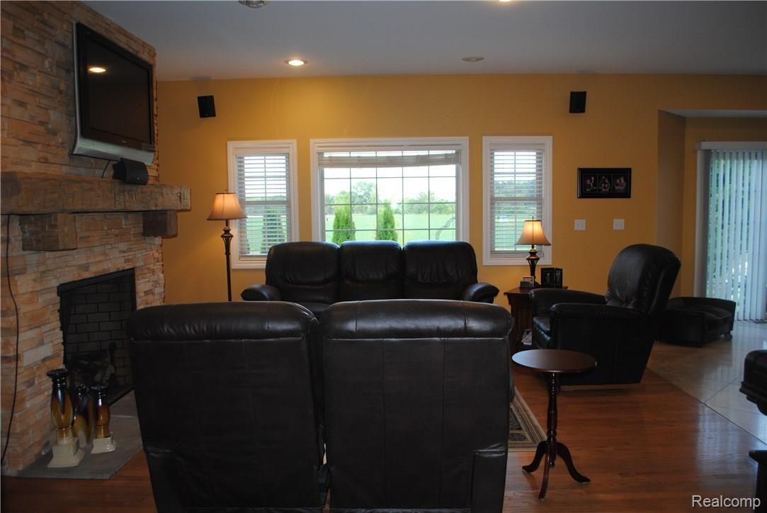 7047 Douglas Road Ida, MI 48140 - Photo 17 of 36 DSC_0472.JPG
