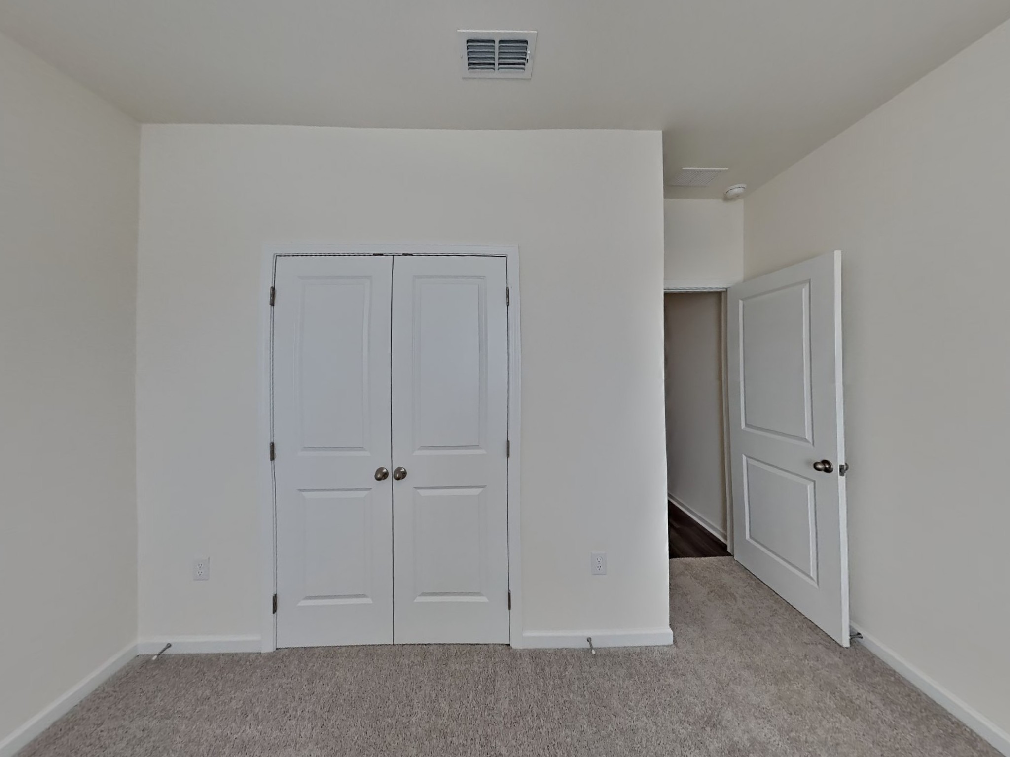 305 Nasturtium Way La Vergne, TN 37086 - Photo 8 of 22 a view of an empty room