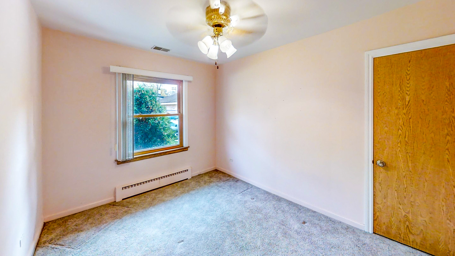 1933 South Crescent Avenue Park Ridge, IL 60068 - Photo 12 of 23 a view of an empty room with a window