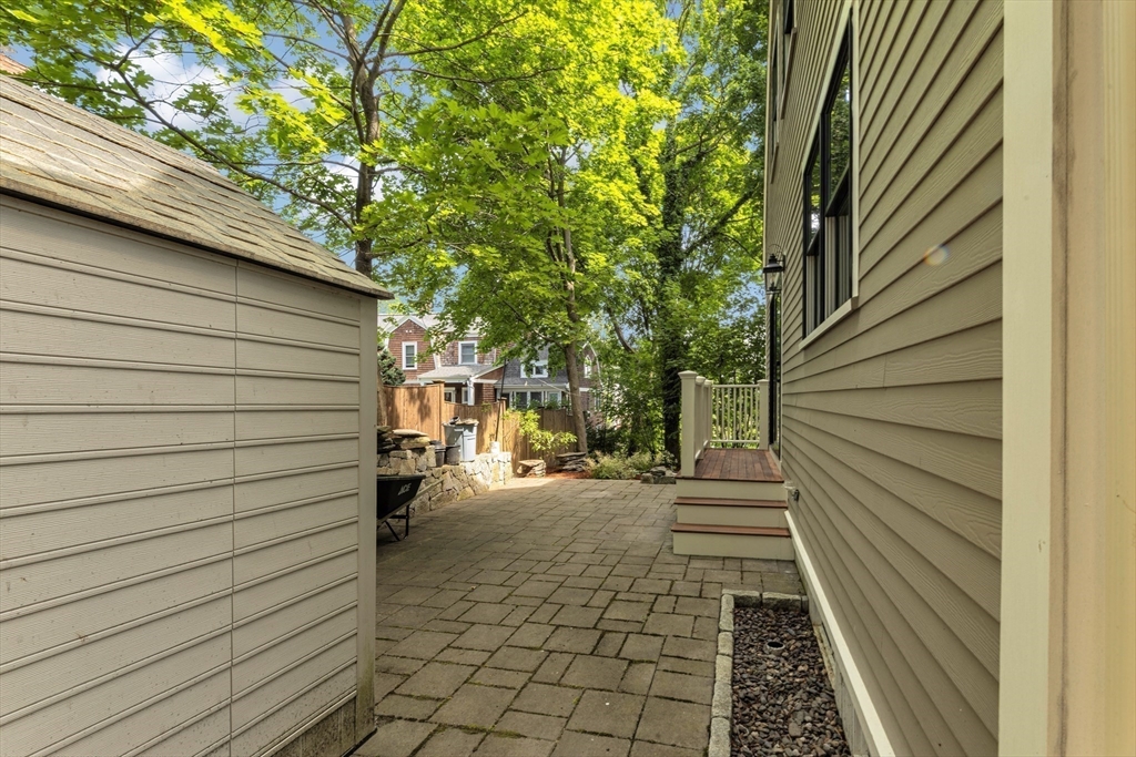 11 Chase Avenue Lexington, MA 02421 - Photo 34 of 39