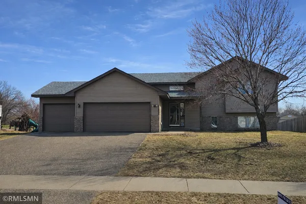 $369,000 | 23453 Arrowhead Street Northwest, St. Francis, MN 55070