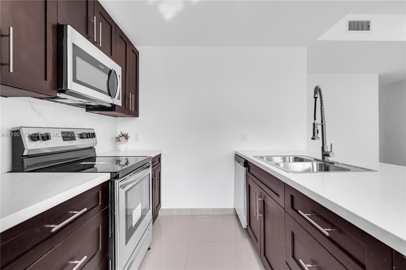 Naranja Homestead, FL 33032 - Photo 12 of 34