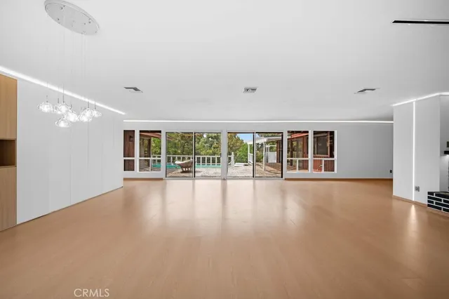 $777,990 | 27411 Santa Fe Street, Hemet, CA 92544