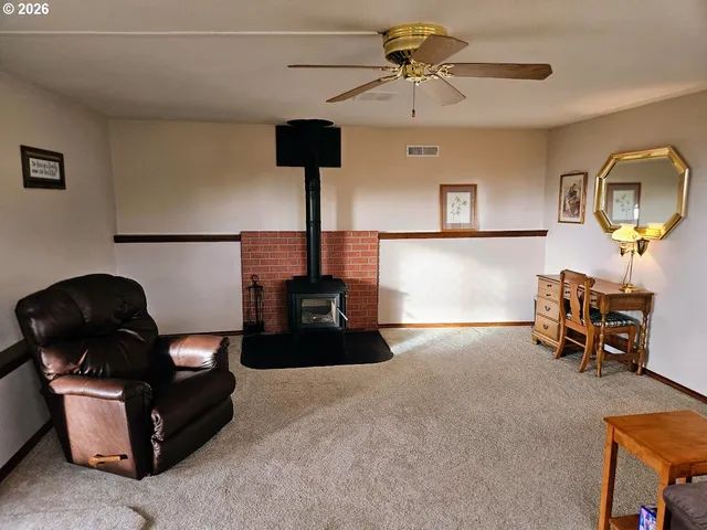 $395,000 | 1818 Northeast Todd Street, Roseburg, OR 97470