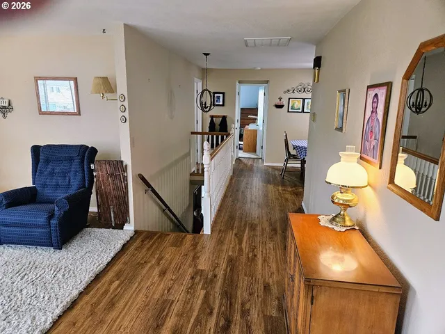 $395,000 | 1818 Northeast Todd Street, Roseburg, OR 97470