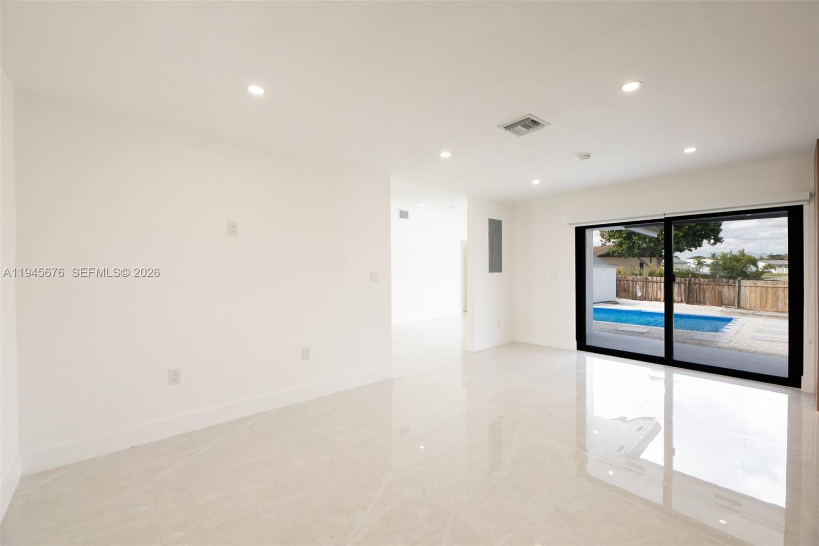 13001 Southwest 260th Terrace Homestead, FL 33032 - Photo 5 of 27