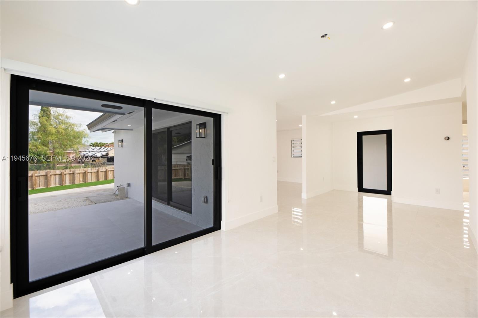 13001 Southwest 260th Terrace Homestead, FL 33032 - Photo 6 of 27