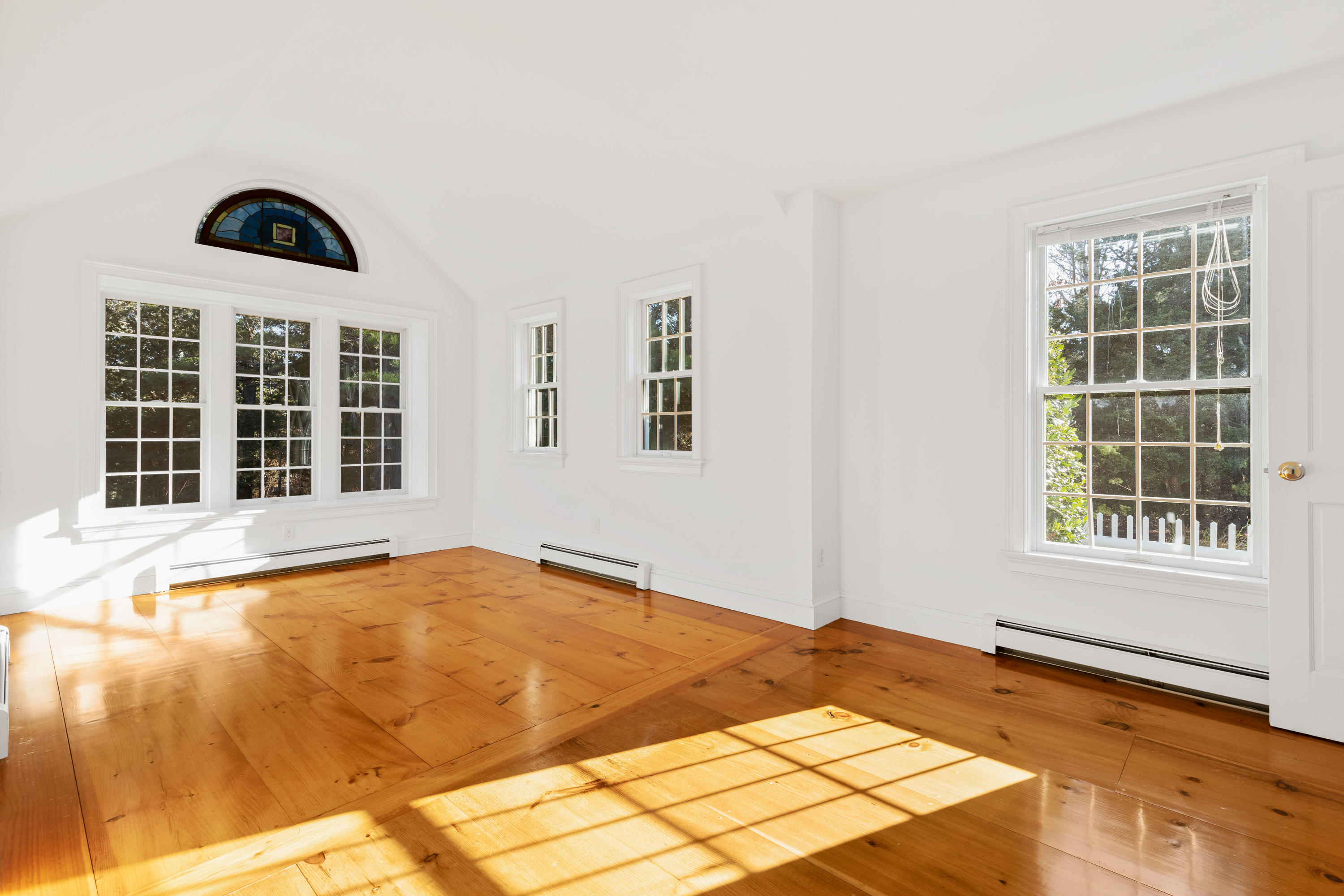 520 Dyer Prince Road Eastham, MA 02642 - Photo 13 of 41 520DyeLR-17
