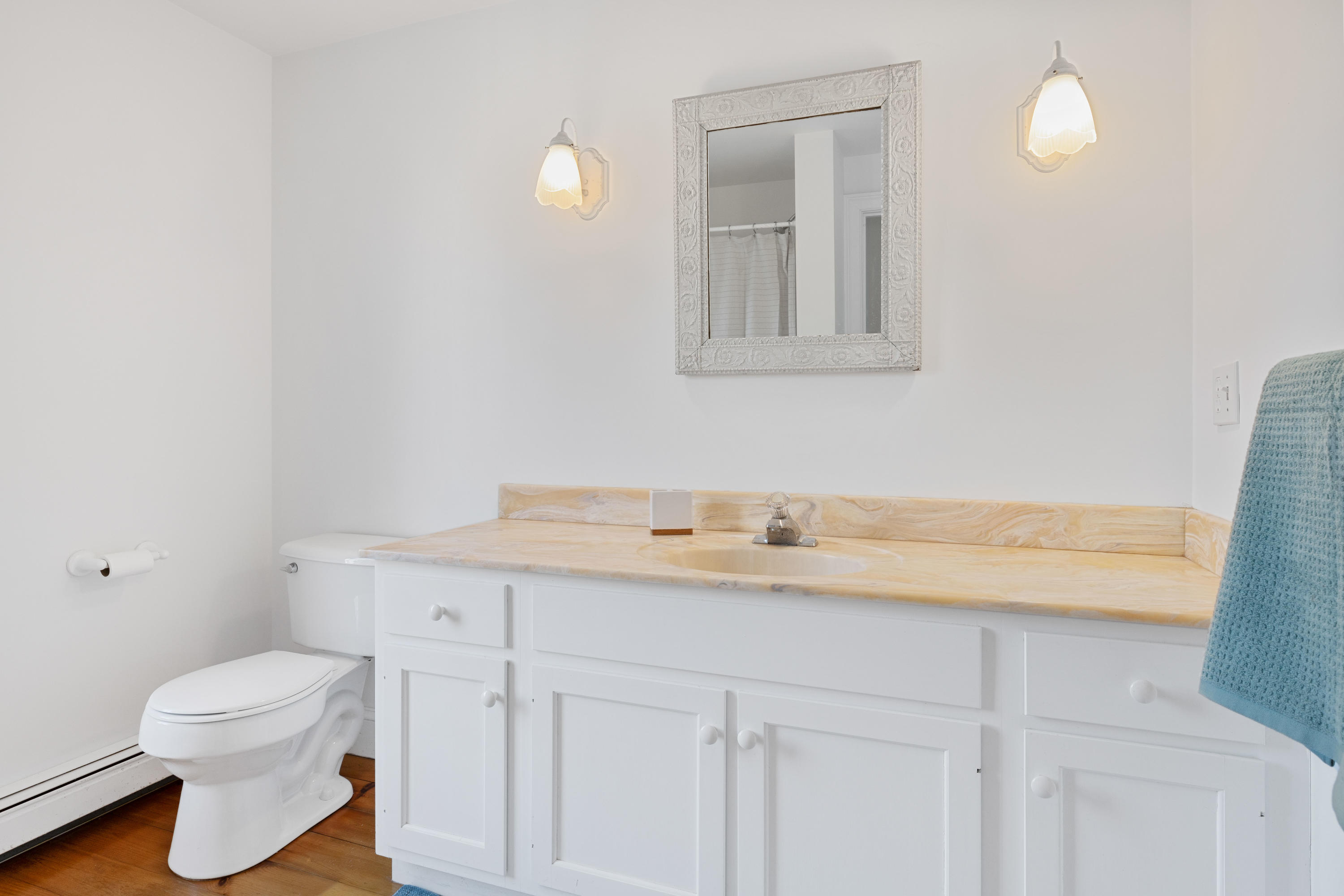 520 Dyer Prince Road Eastham, MA 02642 - Photo 27 of 41 520DyeLR-26