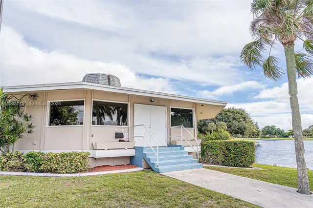 $4,300 | 8107 Northwest 74th Avenue, Tamarac, FL 33321