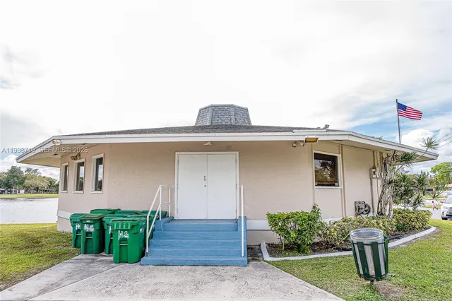 $4,300 | 8107 Northwest 74th Avenue, Tamarac, FL 33321