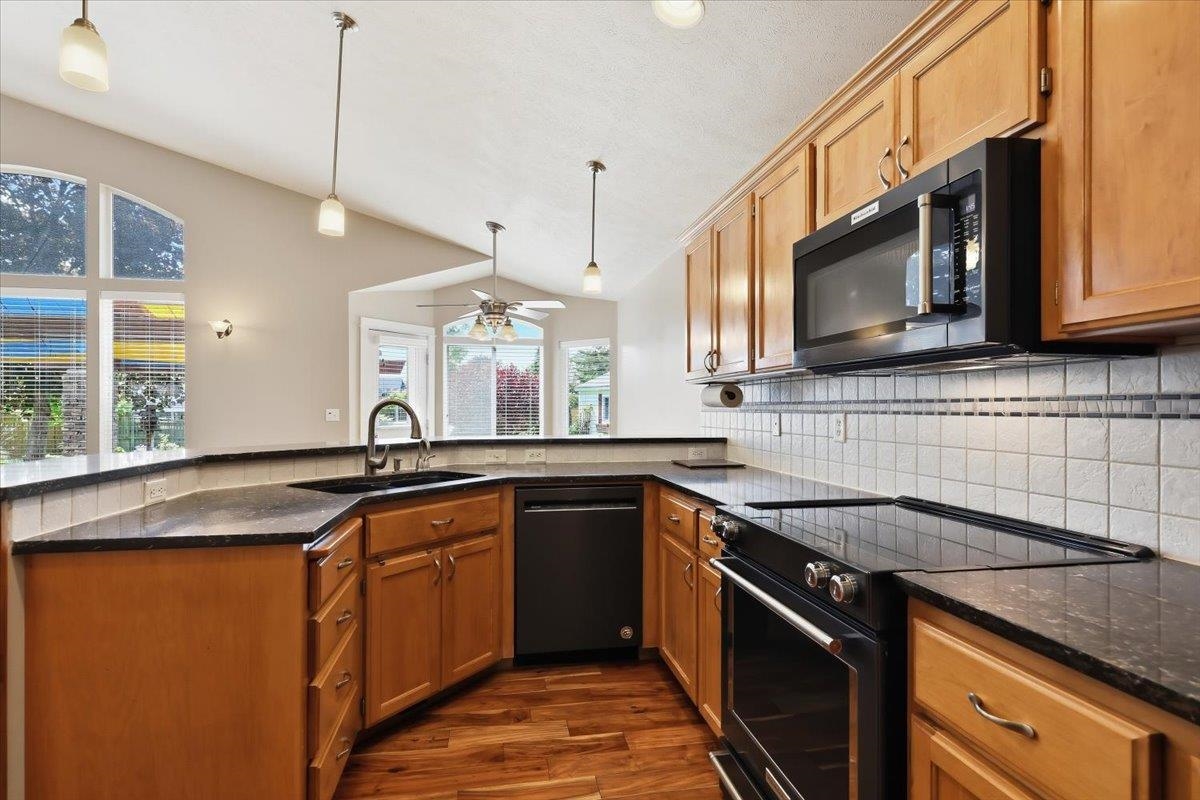 7807 North H Street Spokane, WA 99208 - Photo 11 of 36
