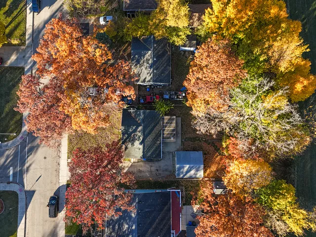 a view of an outdoor space