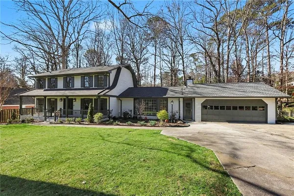 $1,195,000 | 7070 Glenridge Drive, Atlanta, GA 30328