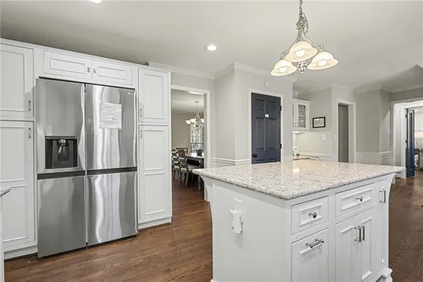 $1,195,000 | 7070 Glenridge Drive, Atlanta, GA 30328