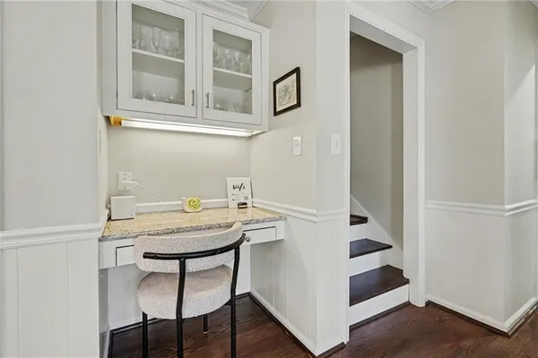 $1,195,000 | 7070 Glenridge Drive, Atlanta, GA 30328