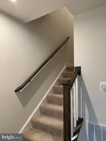 $2,450 | 1926 Spearfish Court, Newark, DE 19702