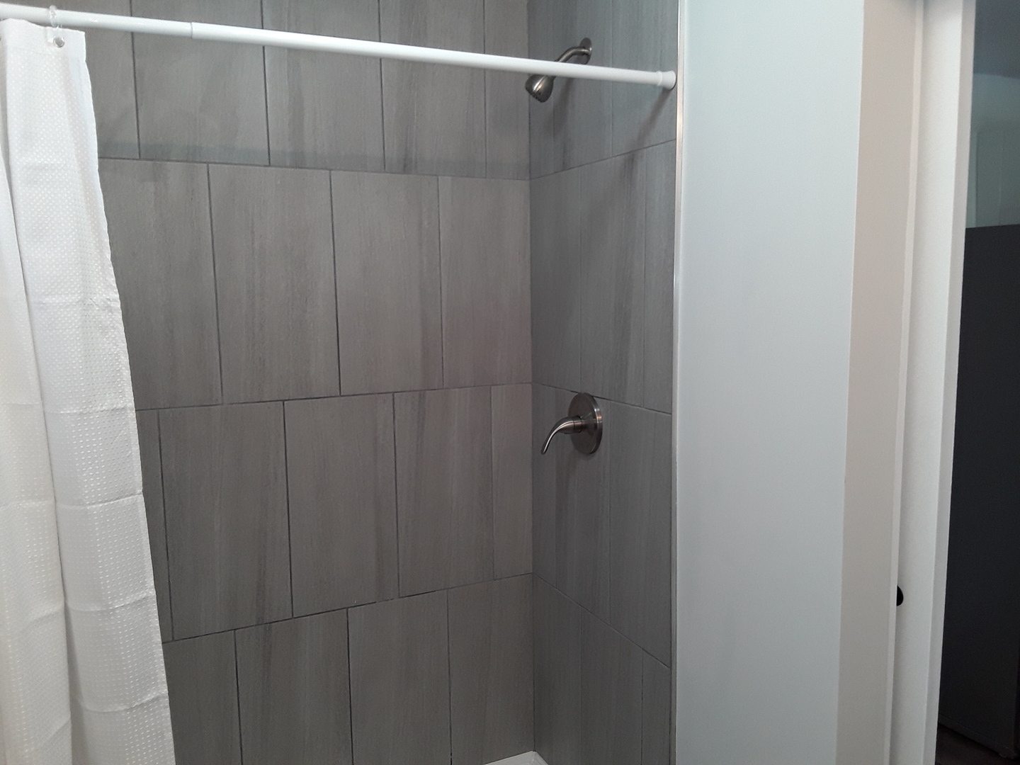 204 Riverside Drive McHenry, IL 60051 - Photo 7 of 19