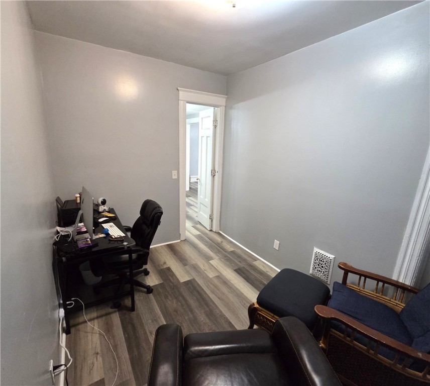 101 Hempel Street Rochester, NY 14605 - Photo 15 of 28