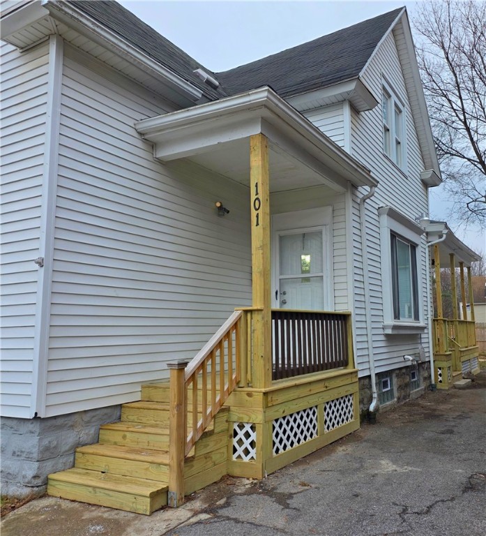 101 Hempel Street Rochester, NY 14605 - Photo 3 of 28