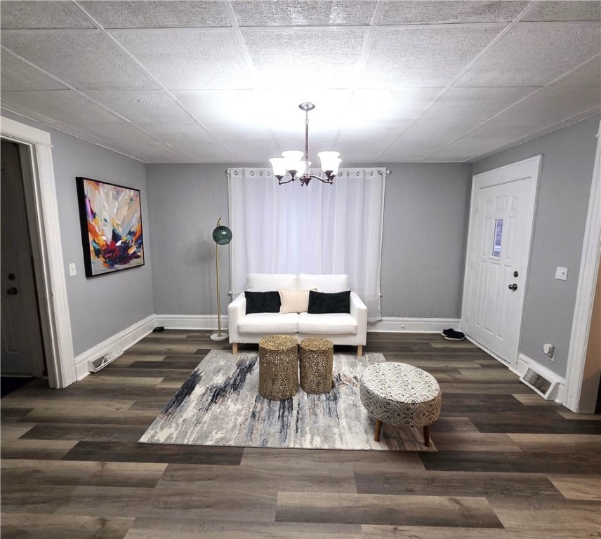 101 Hempel Street Rochester, NY 14605 - Photo 9 of 28