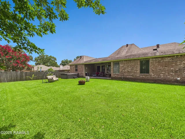 $3,100 | 130 Dove Circle, Lafayette, LA 70508