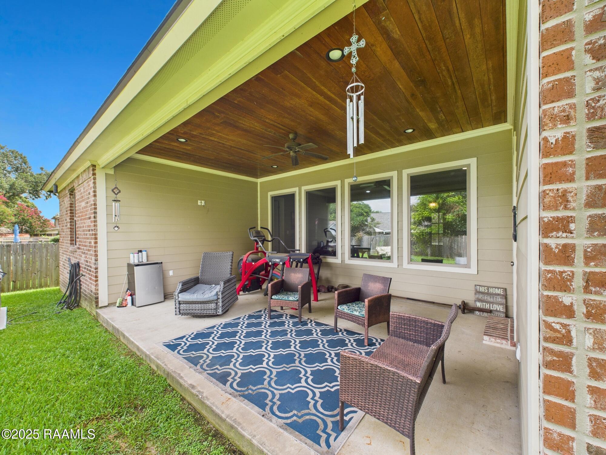 130 Dove Circle Lafayette, LA 70508 - Photo 10 of 12 130 Dove Circle Patio