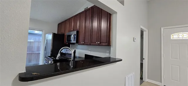 $2,190 | 9414 Dearmont Avenue, Orlando, FL 32825