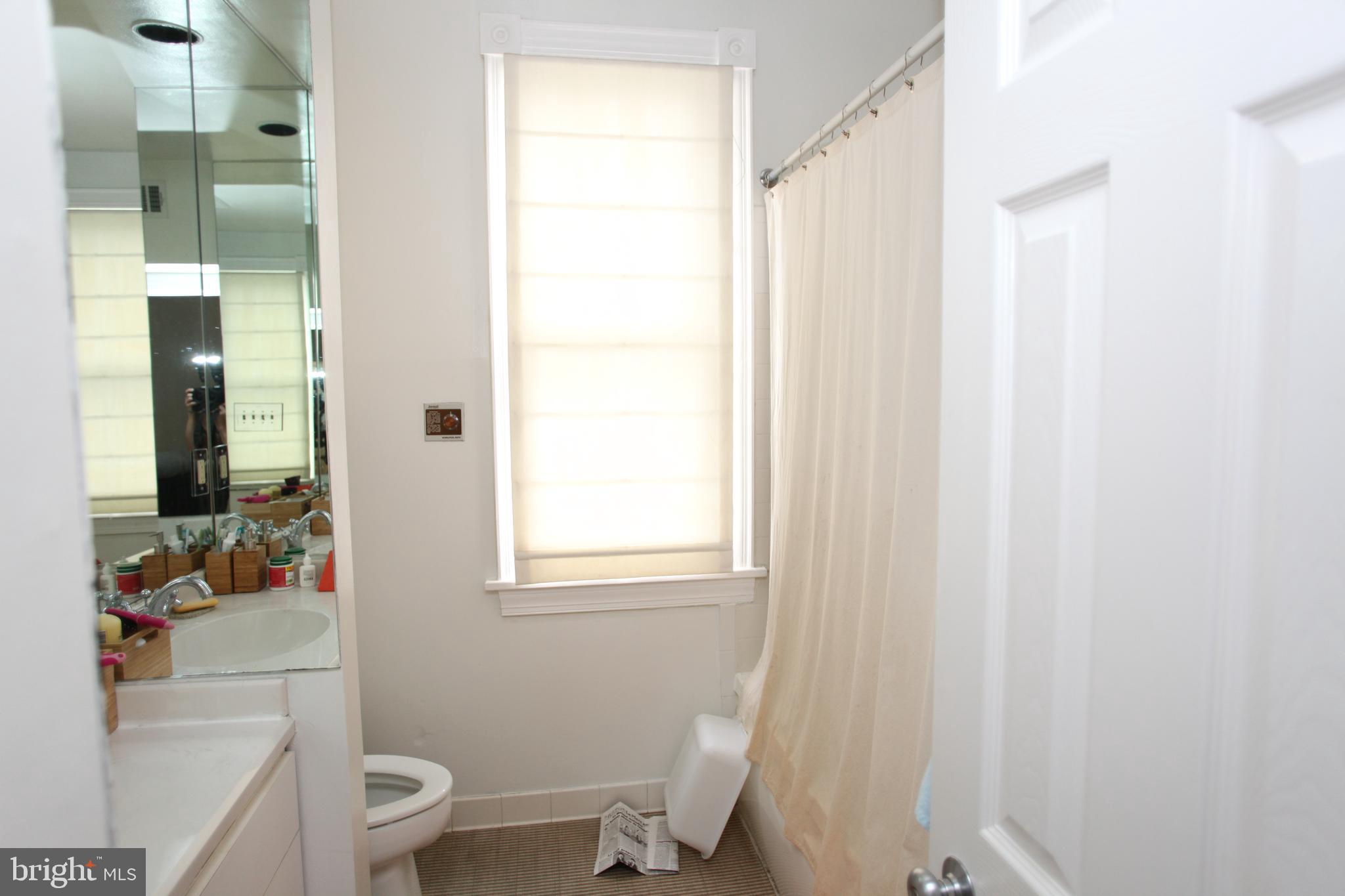 1841 R Street Northwest, Unit 4 Washington, DC 20009 - Photo 7 of 10 Gallery Image 7