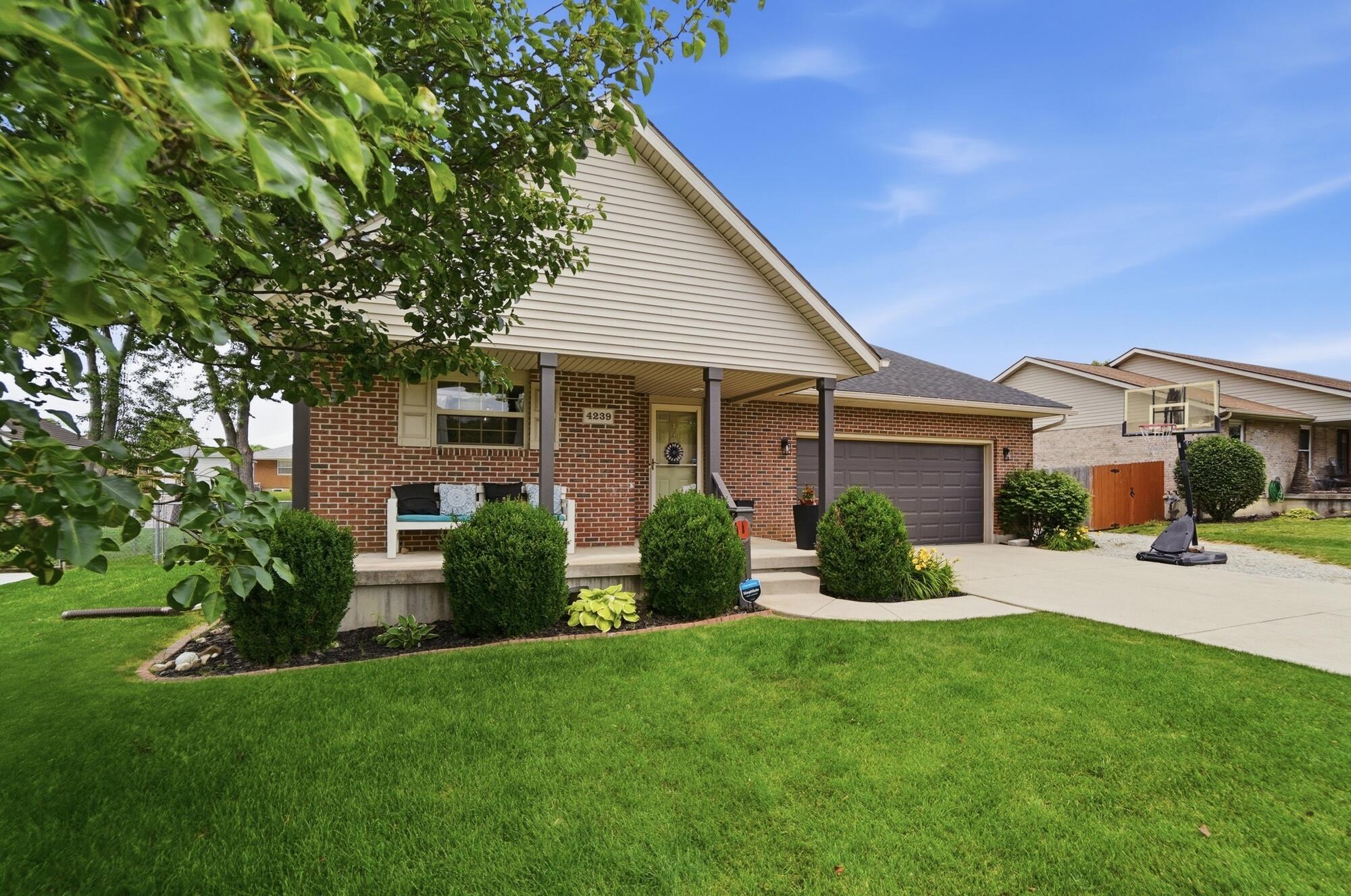 4239 Midfield Street Springfield, OH 45503 - Photo 3 of 69 3_0009