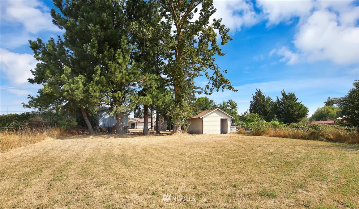 479 East Pole Road Lynden, WA 98264 - Photo 10 of 25