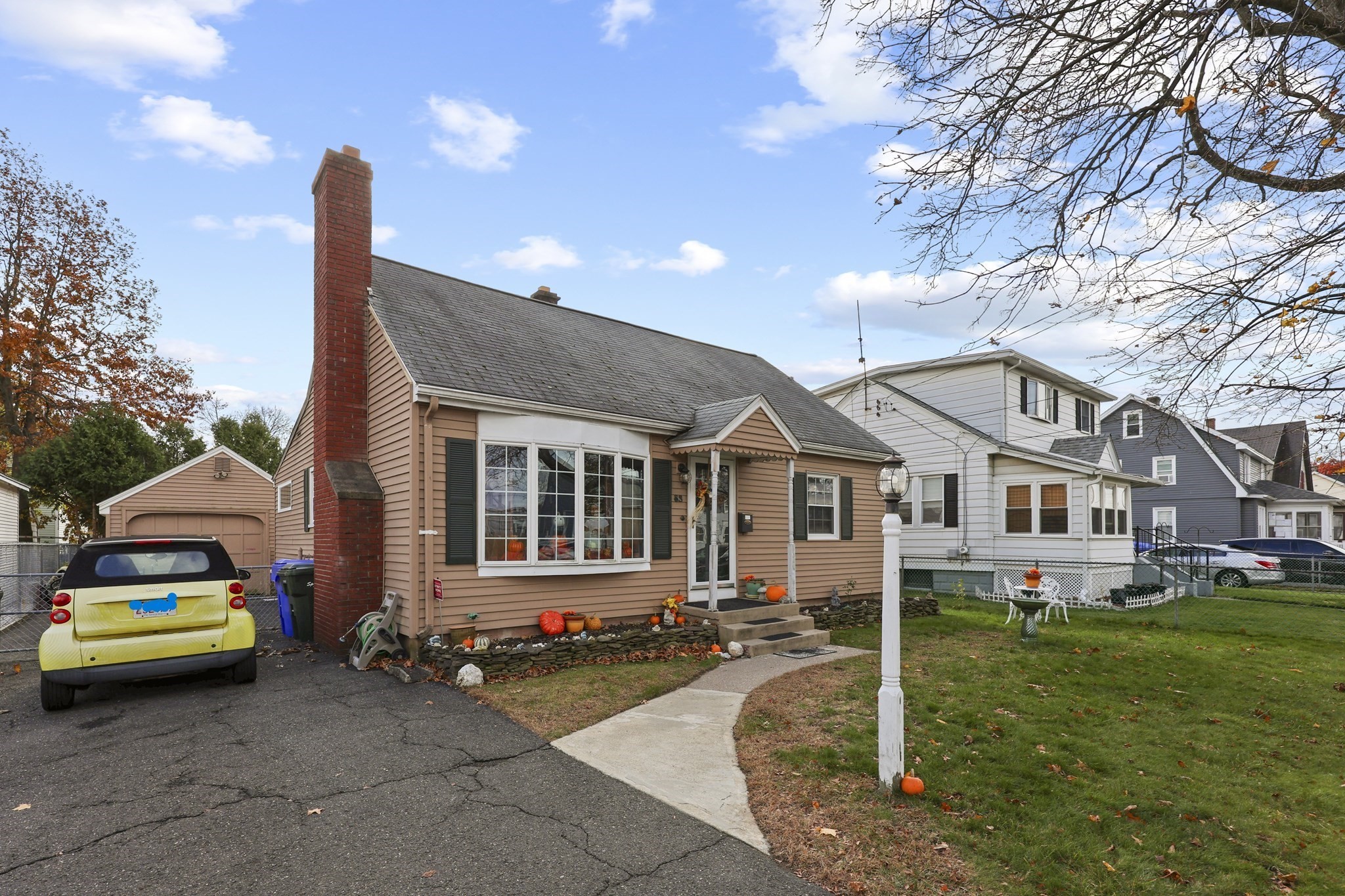 83 Oklahoma Street Springfield, MA 01104 - Photo 3 of 32 Gallery Image 3