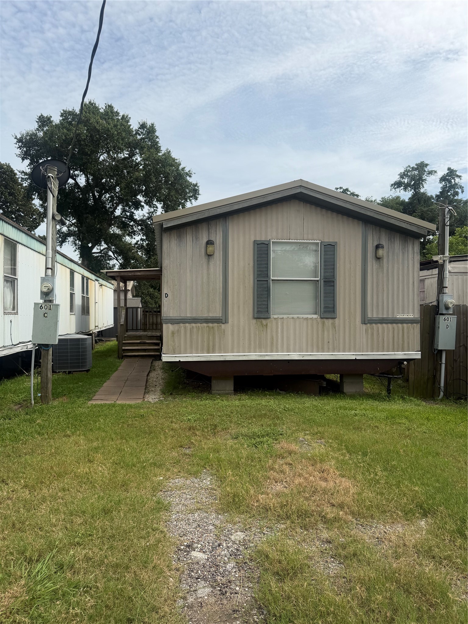 601 Clear Lake Road, Unit D Highlands, TX 77562 - Photo 1 of 12