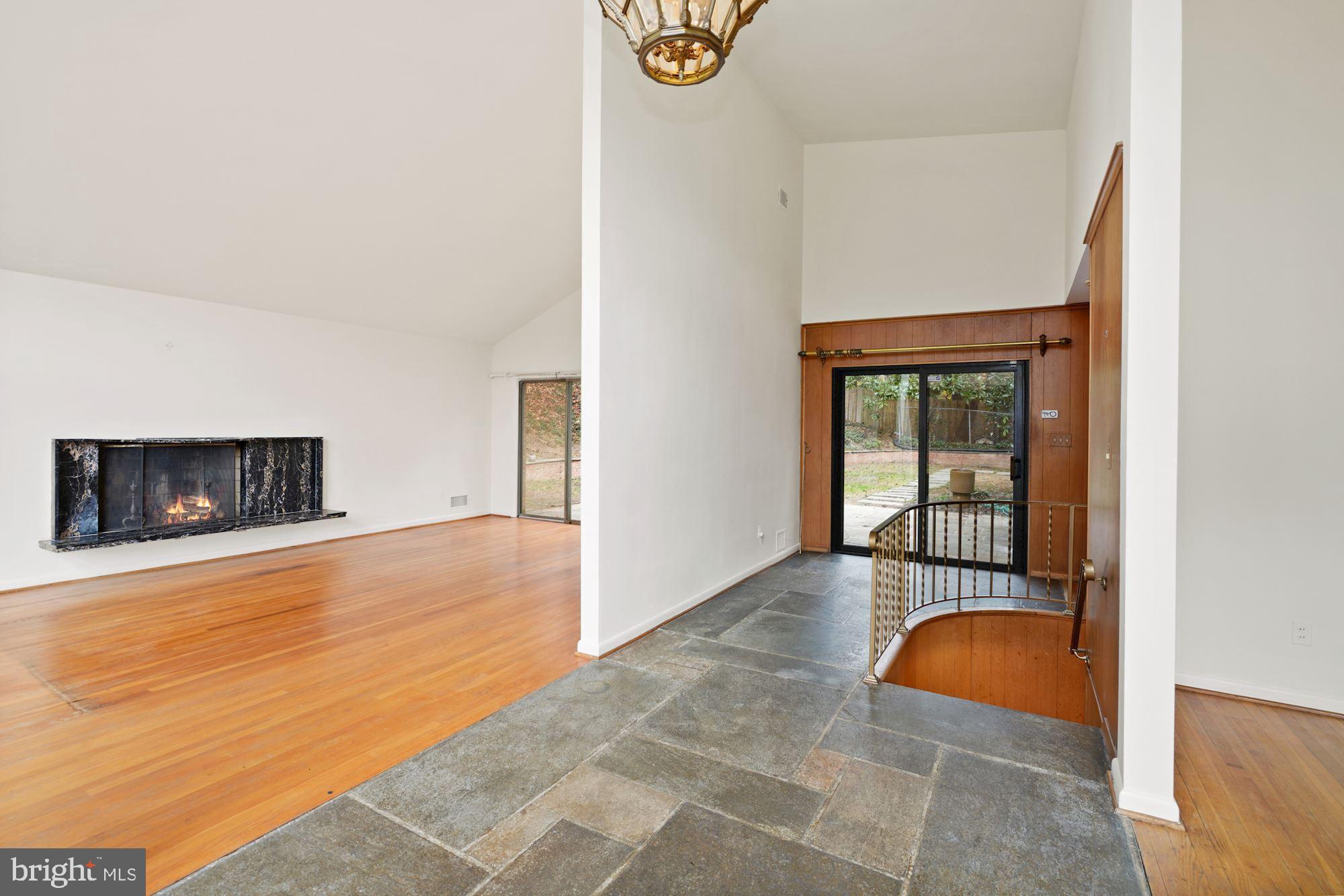 4402 29th Street Northwest Washington, DC 20008 - Photo 4 of 33 Entry Foyer